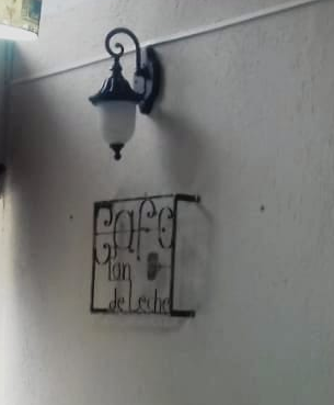 Café y Pan de Leche